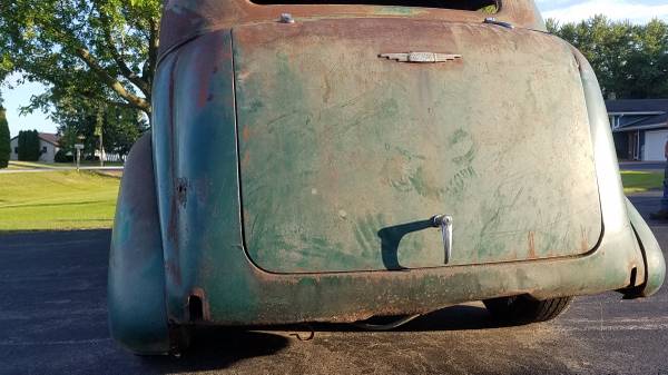 1937 Chevy Deluxe roller (complete) for sale in De Pere, WI – photo 3