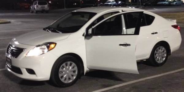 2014 Nissan Versa Less than 100k mi for sale in Lawrence, KS – photo 3