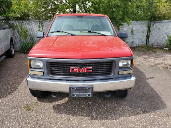 2000 GMC Sierra 2500 4x4 - cars & trucks - by dealer - vehicle... for sale in Hinckley, MN – photo 2