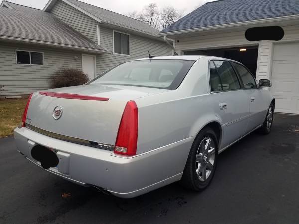 2006 Cadillac DTS - cars & trucks - by owner - vehicle automotive sale for sale in Eau Claire, WI – photo 4