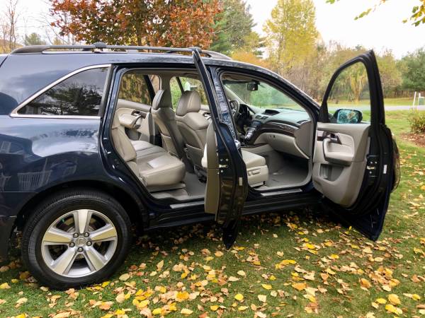 Acura MDX 1 Owner 100% Dealer Serviced Absolutely Immaculate Vehicle for sale in South Barre, VT – photo 16