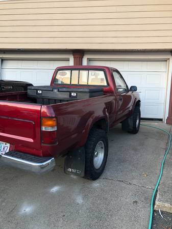1990 Toyota Pickup 4WD - cars & trucks - by owner - vehicle... for sale in Roseburg, OR – photo 3