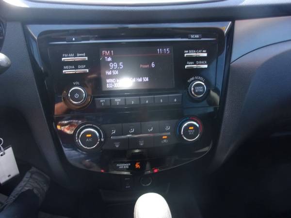 2016 NISSAN ROGUE S > $1500 DOWN > LIKE NEW > ONE OWNER > BACK UP CAM for sale in Metairie, LA – photo 10