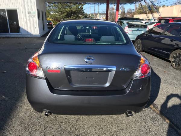2010 Nissan Altima 2.5S ~~~FALL SALE~~~ - cars & trucks - by dealer... for sale in Johnston, RI – photo 5