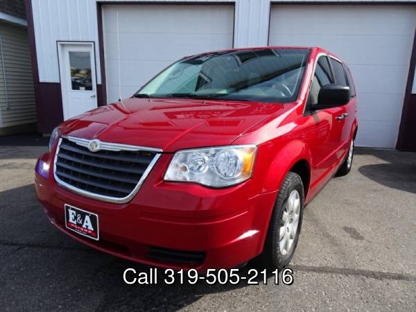 2008 Chrysler Town & Country 4dr Wgn LX - cars & trucks - by dealer... for sale in Waterloo, IA – photo 2