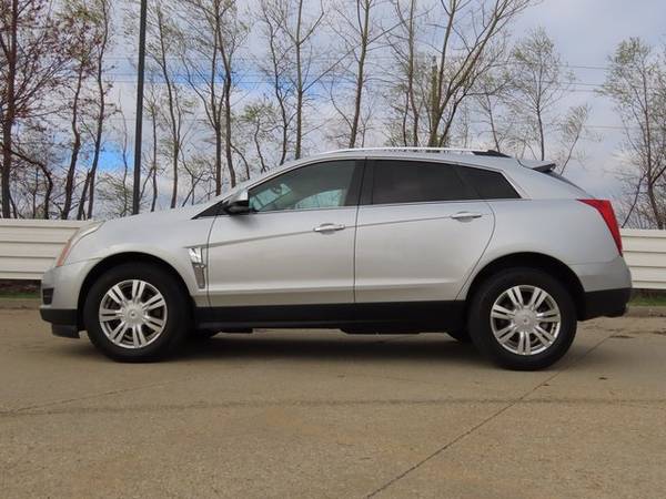2011 Caddy Cadillac SRX Luxury Collection suv Silver for sale in Ankeny, IA – photo 3