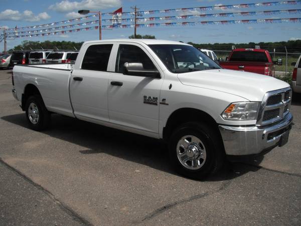 2017 dodge ram 2500 cummins crew cab long box 4x4 tradesman 4wd for sale in Forest Lake, WI – photo 3