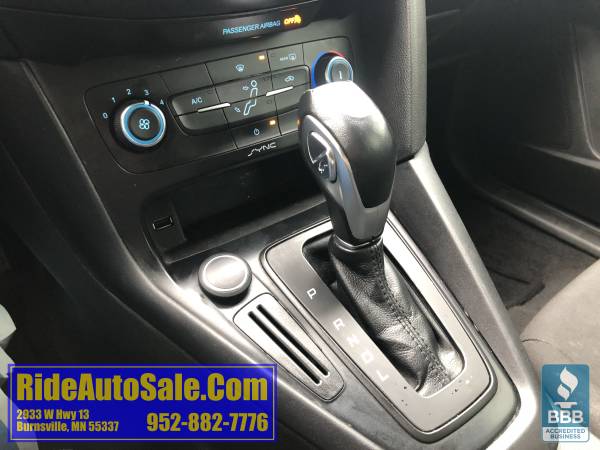 2016 Ford Focus SE 5 door hatchback 2.0 4cyl AUTO financing options!!! for sale in Burnsville, MN – photo 20