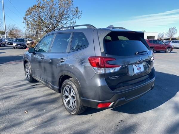 2020 Subaru Forester Premium - cars & trucks - by dealer - vehicle... for sale in Georgetown, TX – photo 3