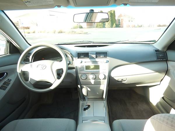 2010 Toyota Camry LE - cars & trucks - by owner - vehicle automotive... for sale in Springfield, IL – photo 8