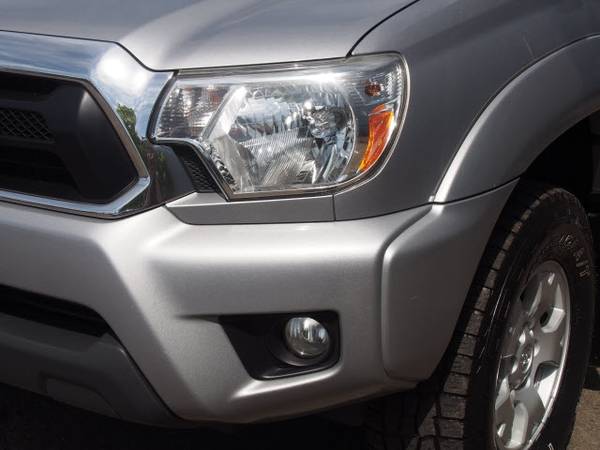 2015 Toyota Tacoma Base V6 - - by dealer - vehicle for sale in Beaverton, OR – photo 12