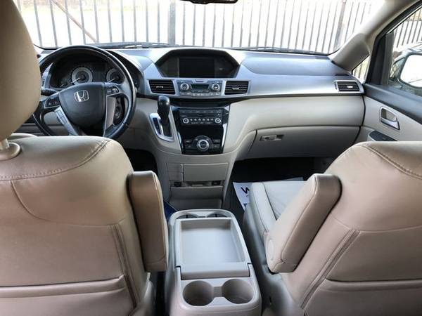 20 OFF 2011 Honda Odyssey - - by dealer - vehicle for sale in Hyattsville, District Of Columbia – photo 16