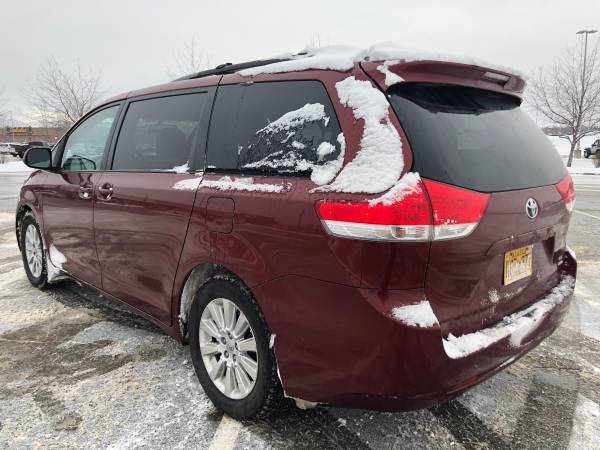 2013 Toyota Sienna LE AWD for sale in Anchorage, AK – photo 3