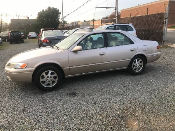 1998 TOYOTA CAMRY XLE 75K - cars & trucks - by dealer - vehicle... for sale in Alexandria, District Of Columbia – photo 3