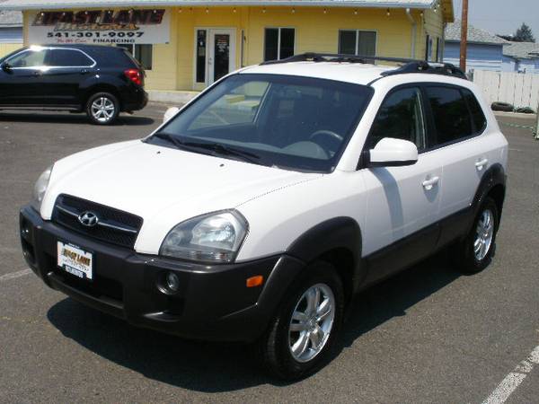 2006 HYUNDAI TUCSON - HOME OF "YES WE CAN" FINANCING for sale in Medford, OR – photo 2