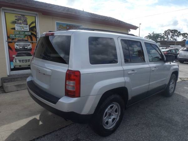 2011 Jeep Patriot FWD 4dr Sport with Body color grille for sale in Fort Myers, FL – photo 4