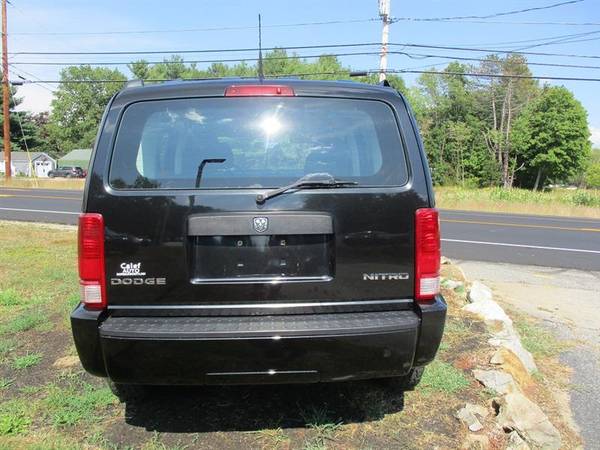 2011 Dodge Nitro SE 4WD - cars & trucks - by dealer - vehicle... for sale in Somersworth , NH – photo 6