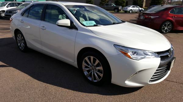 WOW! LIKE NEW 1 OWNER 2016 Toyota Camry XLE with ONLY 36, XXX MILES for sale in Sioux Falls, SD – photo 23