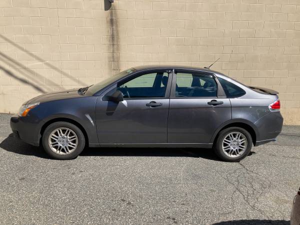 2010 Ford Focus SE, 2 Owner Car No Accidents - - by for sale in Peabody, MA – photo 3