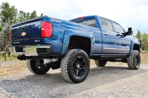 2016 CHEVROLET 2500 LTZ*DURAMAX*LIFTED*TOYOS*RANCH HANDS*AMP STEPS!! for sale in Liberty Hill, TX – photo 6