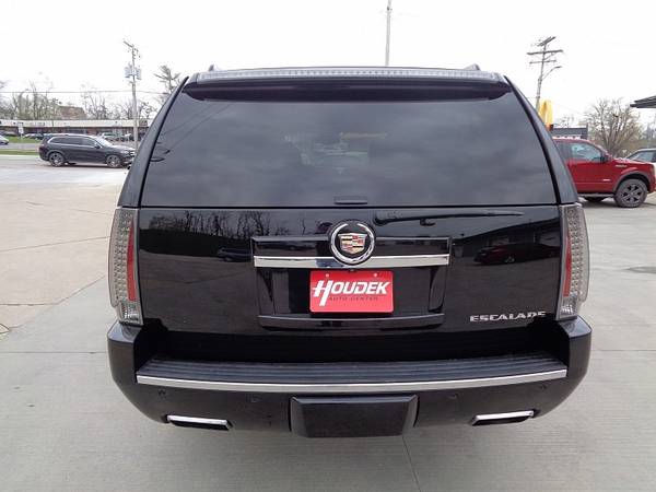 2014 Cadillac Escalade ESV 4d SUV AWD Premium - - by for sale in Marion, IA – photo 11