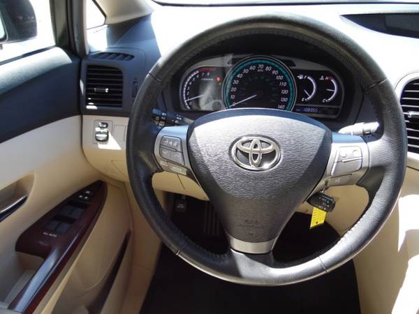 2011 Toyota Venza Blizzard Pearl Amazing Value! for sale in Bend, OR – photo 18