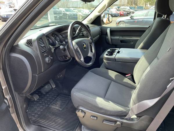 2011 Chevrolet Silverado 1500 4WD Ext Cab 143 5 LT for sale in North Oxford, MA – photo 16