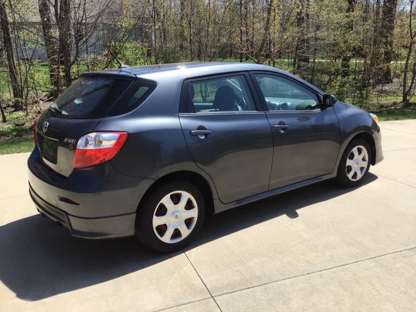 2009 Toyota Matrix S for sale in Hinckley, OH – photo 5