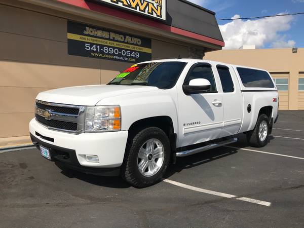 2010 CHEVY SILVERADO 1500 LTZ EXT-CAB 4WD LOADED EXTRA-CLEAN. for sale in Medford, OR – photo 2