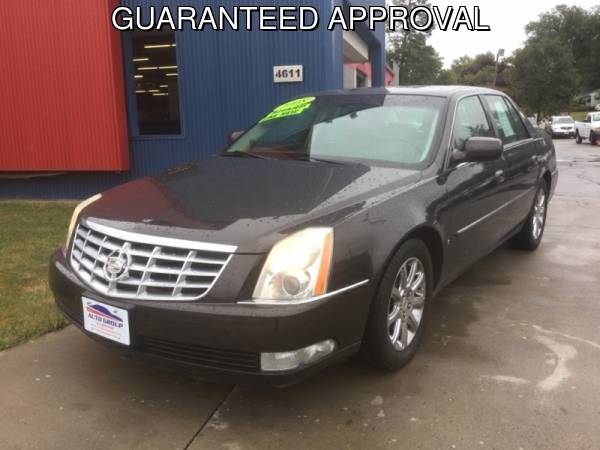 2008 Cadillac DTS 4dr Sdn WE GUARANTEE CREDIT APPROVAL! - cars &... for sale in Des Moines, IA – photo 2