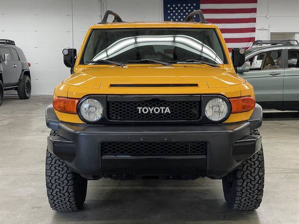 2007 Toyota FJ Cruiser 6-Speed Custom One Color Paint Lifted - cars for sale in Portland, OR – photo 7