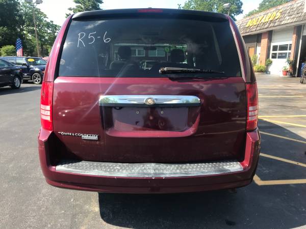 2008 Chrysler Town & Country Touring **4,950** for sale in Fort Wayne, IN – photo 5