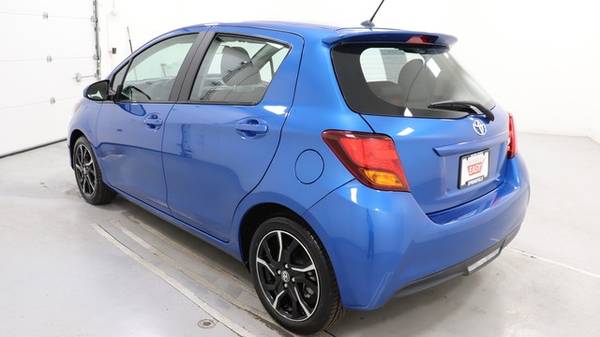 2015 Toyota Yaris 5dr Liftback Auto SE Sedan - - by for sale in Springfield, OR – photo 7