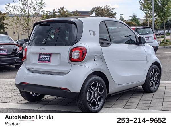 2018 Smart fortwo electric drive passion SKU:JK280089 Hatchback -... for sale in Renton, WA – photo 6
