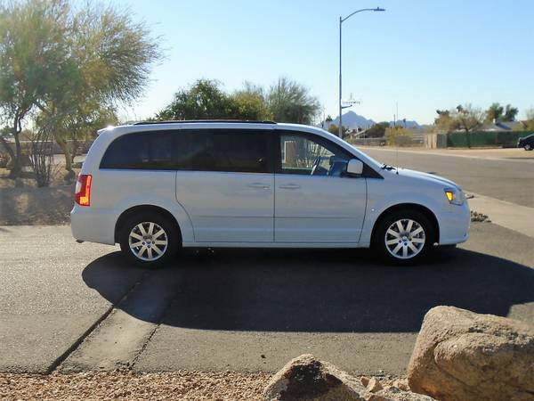 2015 CHRYSLER TOWN COUNTRY LIMITED 7 PASSENGER - cars & trucks - by... for sale in Phoenix, AZ – photo 6