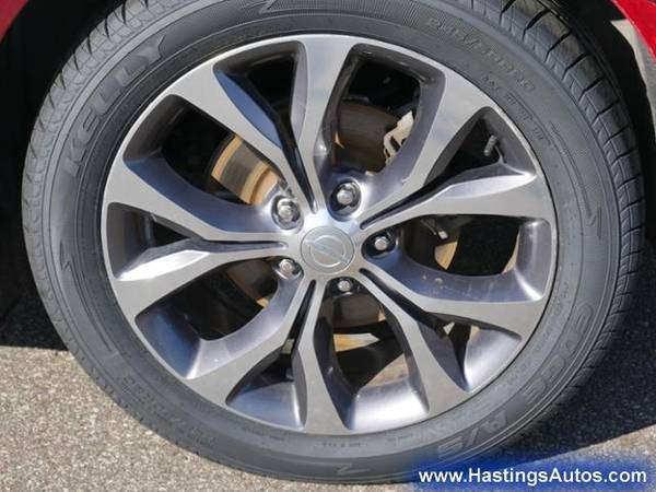 2017 Chrysler Pacifica Limited for sale in Hastings, MN – photo 5