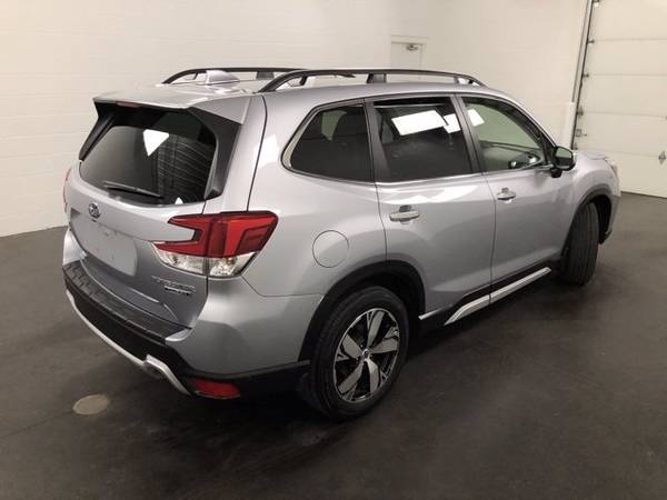 2019 Subaru Forester Ice Silver Metallic Unbelievable Value! for sale in Carrollton, OH – photo 8