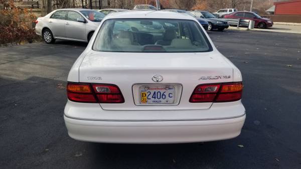 1999 Toyota Avalon XLS (6889) - cars & trucks - by dealer - vehicle... for sale in Worcester, MA – photo 2