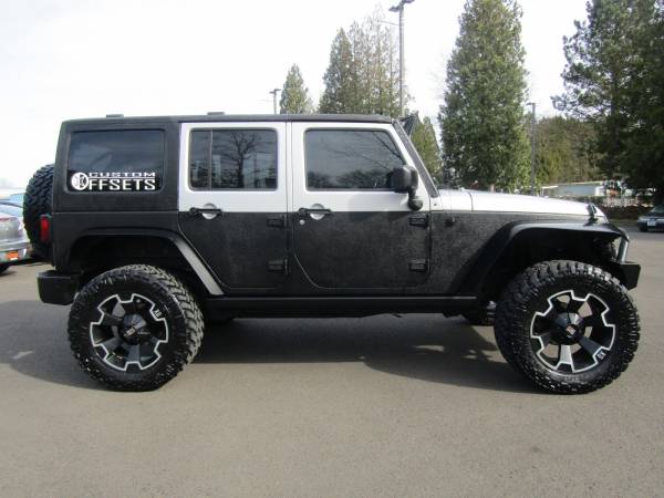 2012 Jeep Wrangler 4x4 4WD Unlimited Sahara Sport Utility 4D SUV for sale in Gresham, OR – photo 13