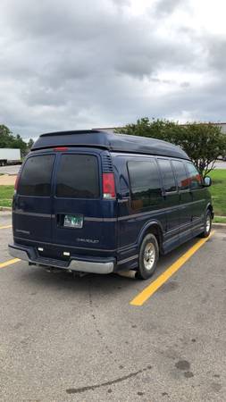 2001 Chevrolet Express Travel Van for sale in Sulphur Springs, TX – photo 11