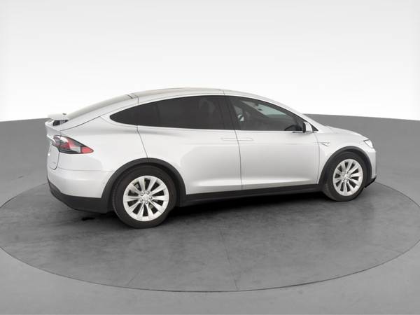 2016 Tesla Model X 75D Sport Utility 4D suv Silver - FINANCE ONLINE... for sale in Oklahoma City, OK – photo 12