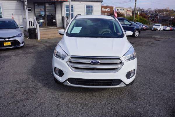 2018 FORD ESCAPE SE FWD Minimum Down ! - - by for sale in Falls Church, District Of Columbia – photo 5