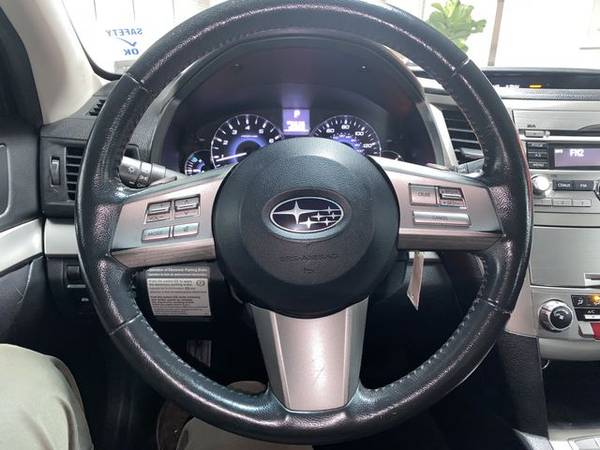 2011 Subaru Outback - CLEAN TITLE & CARFAX SERVICE HISTORY! - cars &... for sale in Milwaukie, OR – photo 13