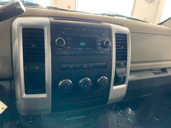 2009 Dodge Ram Pickup 1500 SLT - - by dealer - vehicle for sale in Springfield, IL – photo 16