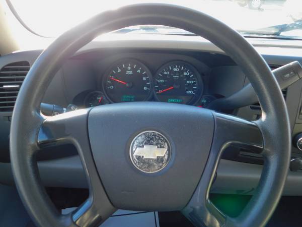 2009 Chevrolet Silverado - cars & trucks - by dealer - vehicle... for sale in Flint, MI – photo 13