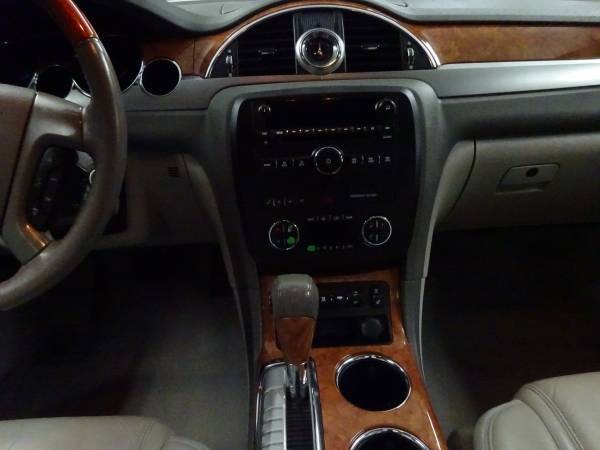 2010 Buick Enclave CXL*Bose*Back up cam*Remote... for sale in West Allis, WI – photo 7