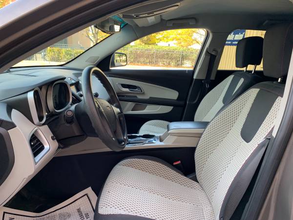 Chevy equinox 2010 for sale in Chicago, IL – photo 8