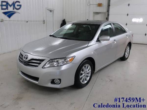 2011 Toyota Camry XLE Leather Heated Seats for sale in Caledonia, MI