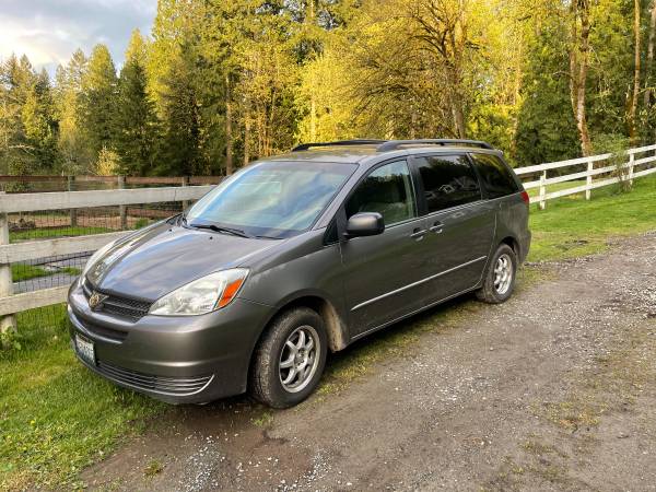 2004 Toyota Sienna LE for sale in Issaquah, WA