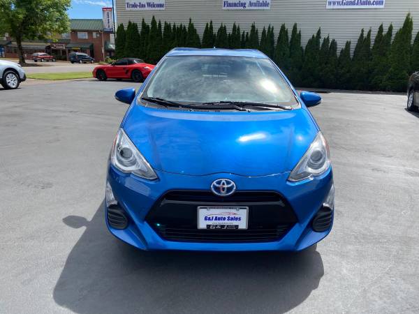 2016 Toyota Prius c Two -Clean Carfax! 53 MPG! - cars & trucks - by... for sale in Corvallis, OR – photo 4